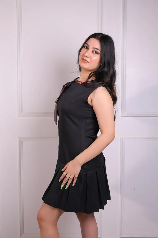 Black Clasyy Bow Dress